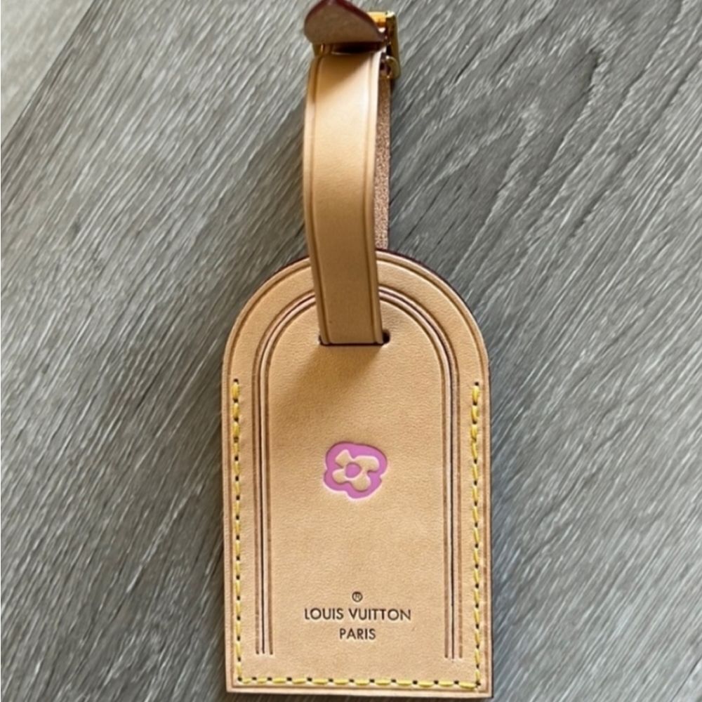 Authentic Louis Vuitton Luggage Tag New